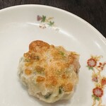 菜香新館 - にら饅頭