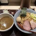 長男、もんたいちお - 