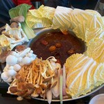 CE LA VI RESTAURANT & SKY BAR - 