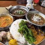 BLOCK HOUSE 水曜カレー - 