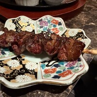 馬刺しと焼き鳥 グルマン三年坂 - 