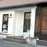 セブンズカフェ - 素敵なお店です❤︎ 駐車場前にあります★