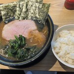 横浜家系 てつ家 市ヶ谷 - 