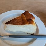 JÉRÔME KISSA CAFÉ - クリームが溶け出している。