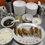 餃子の肉太郎 - 餃子定食（餃子6個）
