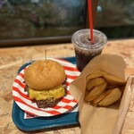 BAKERY & BURGER JB'S TOKYO - チーズバーガー  ポテトドリンクセット