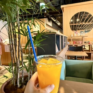 カフェ カーサ&デリ_0