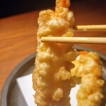 和 restaurant sacra - 海老とチーズの湯葉包み揚げの海老リフト