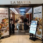 ブッフェ アンド カフェ ラ マレーア - 店内入り口