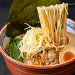 笠岡ラーメン 一元堂 - 料理写真:特製 笠岡ラーメン（しょう油）もちあげ