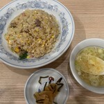 ぎょうざの満洲 - 料理写真: