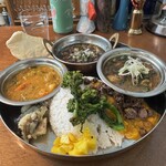 BLOCK HOUSE 水曜カレー - 