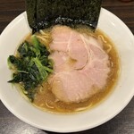 横浜らーめん寿三家 - 六角家イズム ライト豚骨ラーメン