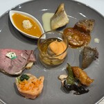 NARITA BOLD KITCHEN - 中央は、里芋のブランマンジェ