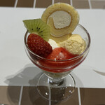 NARITA BOLD KITCHEN - フルーツチーズパルフェ