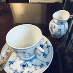 銀座七丁目花椿通り 椿屋珈琲 - 