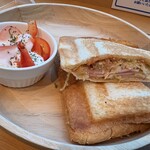 カフェイチハチロクキュウ バイマルゼン - ホットサンド・ハム&チーズプレート