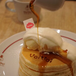 パンケーキママカフェ VoiVoi - メープルシロップかけて。。