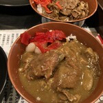 新村畜産 - 肉ごろごろ