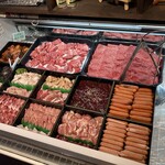 新村畜産 - お肉食べ放題コーナー