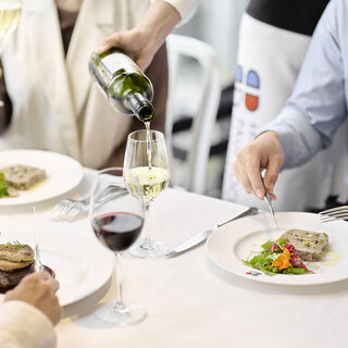 美味しいお料理に弾む歓談【お得なドリンク付きプラン】