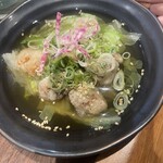 日本酒場 だくと - アグー豚、これ汁が優しくてうまい、キャベツ甘い