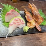 日本酒場 だくと - 刺身盛り合わせ、エビうますぎ