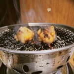 炭火焼肉ホルモン まるは - 