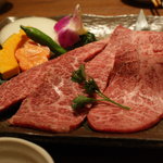 成高園 - 特選焼肉盛り合わせ