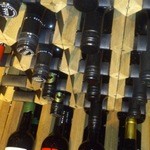 RIGOLETTO BAR AND GRILL - エントランスのワインセラー