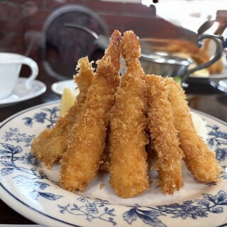 レストラン まなべ_1