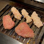 焼肉神威 - 