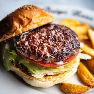 Burger Mania 軽井沢店 （バーガー マニア）のご予約 - 軽井沢