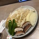 ジンギスカン×厚岸牡蠣  ラムグチカズヤ - 野菜美味し♡