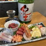 立ち寿司 まぐろ一徹 - 