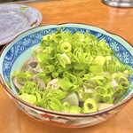 關白 - こちらも人気！ホルモン煮！