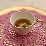 SALONE TOKYO - 【アニョロッティ  ダル  プリン  イン  ブロード】