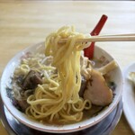 大ちゃんラーメン - 麺リフトアップ