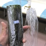 紅螞蟻早點 - 咔啦雞巻飯（食べる前にフィルムを引き抜きます）