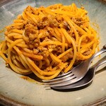 お酒とヒトサラ 真皿 - ボロネーゼ