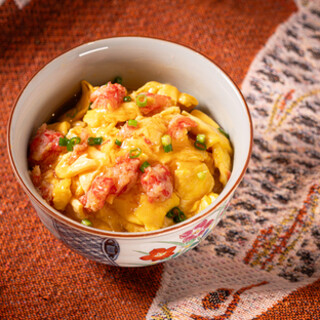 名物大根の唐揚げをはじめ、ボーダーレスなお料理をご用意