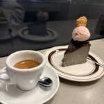 TINY PARADISE COFFEE - 