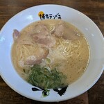 博多ラーメン 膳 箱崎店 - おいしいラーメン320円