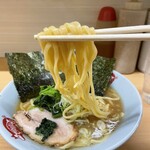 横浜ラーメン 町田家 - 
