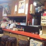 来々軒 - 店内。