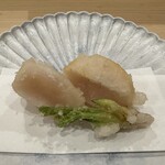 鮨桂太 - 帆立とタラの芽の天ぷら ※揚げの技量が益々向上されている