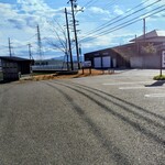 へんばや商店 - 店舗隣に新しく出来た広い駐車場　