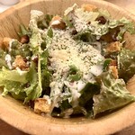 ワイン食堂 旅する子ブタ 渋谷ヒカリエ店 - シーザーサラダ