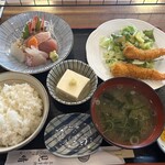食事処　見晴 - 料理写真:みはらし定食　全貌