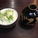 元祖手打そば いづるや - 出し汁と薬味